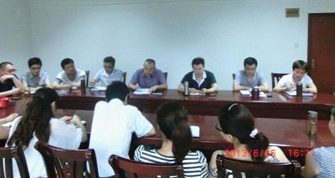 建筑分公司開展轉(zhuǎn)作風(fēng)、反腐倡廉宣傳教育學(xué)習(xí)活動