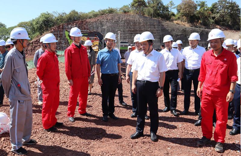 2022年8月，湖南省人民政府黨組成員、副省長秦國文到公司承建的衡陽天然氣支線管道工程項目調研
